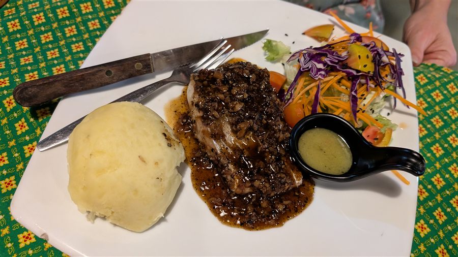 Schwarzpfeffer-Steak im Restaurant Ying